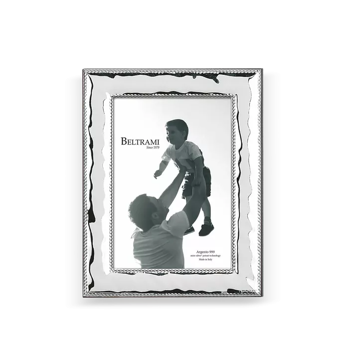 silver photo frame