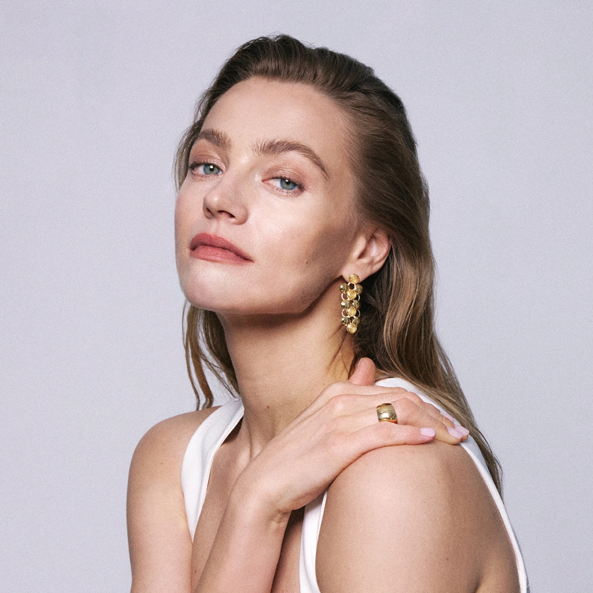 18k gold ring