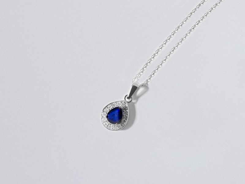 Jose_Luis_Joyerias_NecklaceSapphire