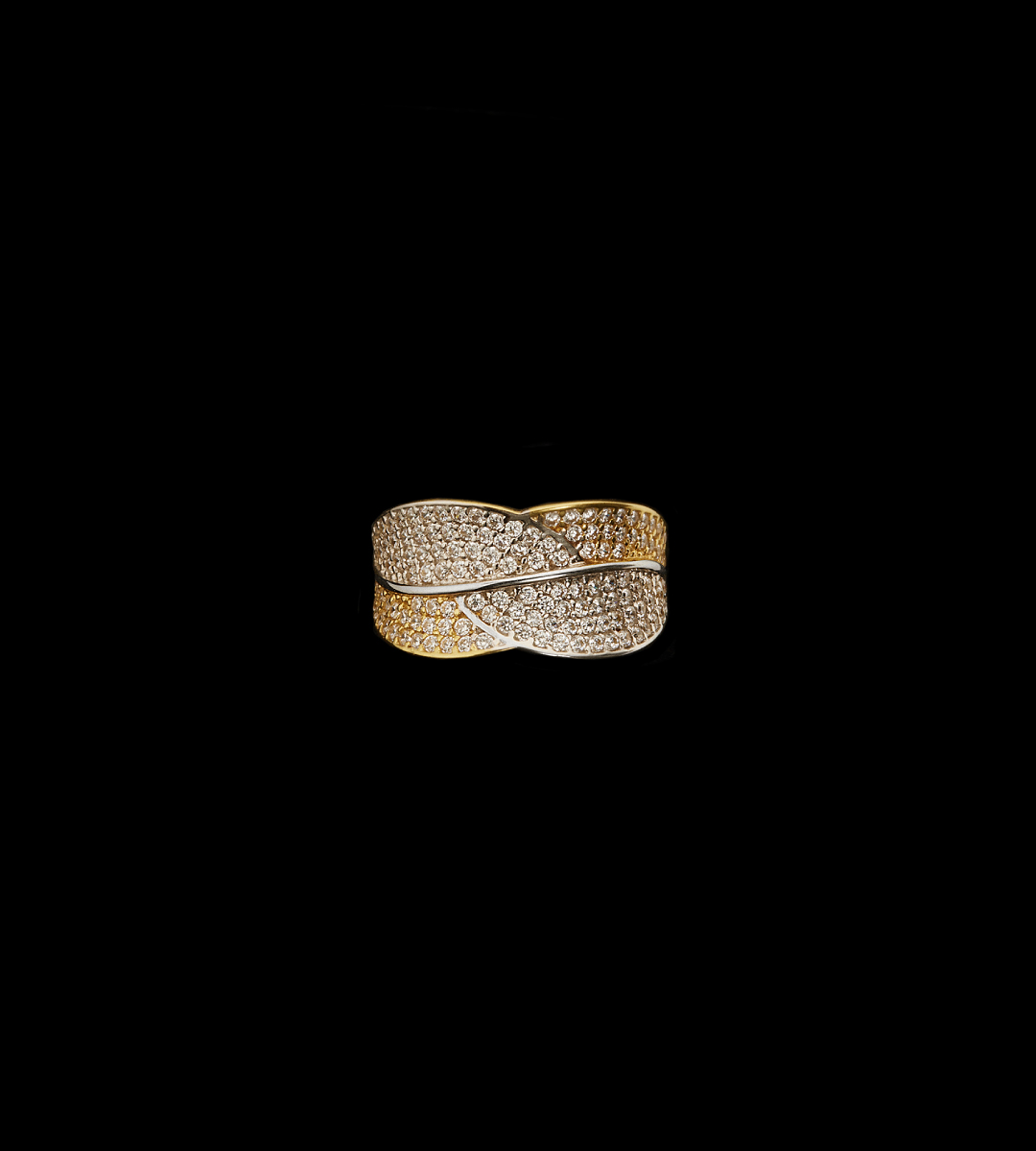 bicolor diamond ring