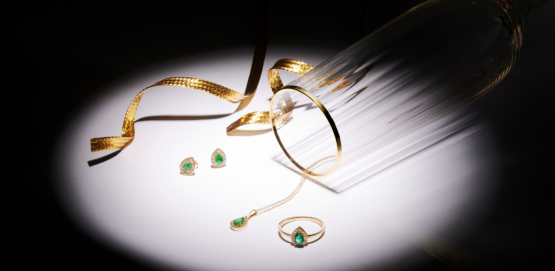 EMERALD JEWELLERY